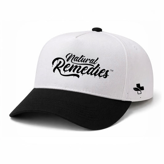 Gorro cosido en blanco y negro de Natural Remedies (PEDIDOS ANTICIPADOS) Unisex